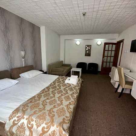 Darin Hotel ブカレスト エクステリア 写真
