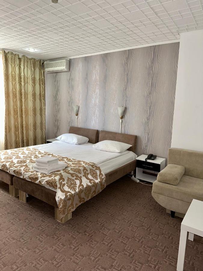 Darin Hotel ブカレスト エクステリア 写真